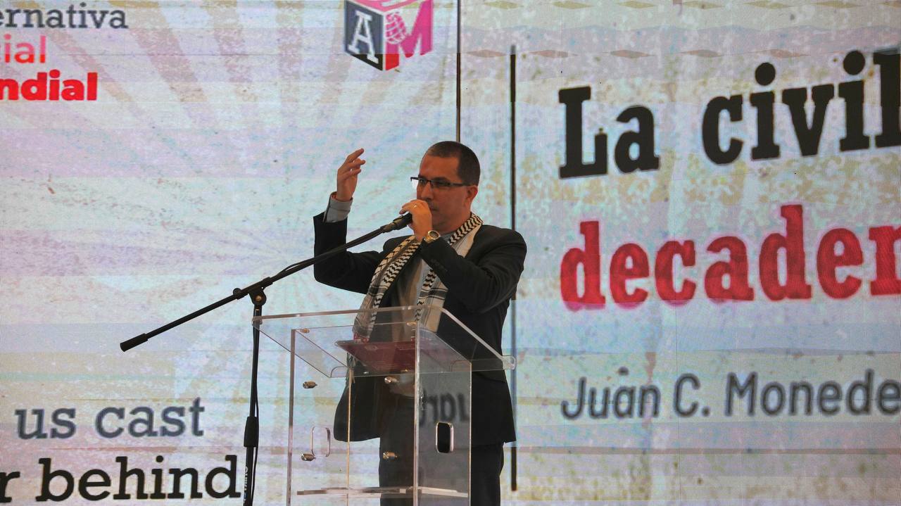 Jorge Arreaza deplores actions against Chilean mayor Óscar Daniel Jadue