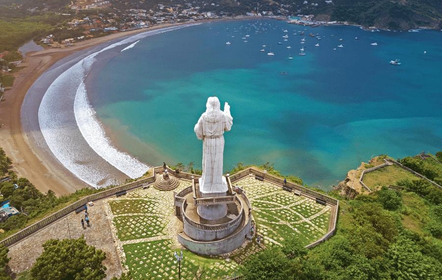 Nicaragua: A Revolutionary People in Resistance among Lakes and Volcanoes