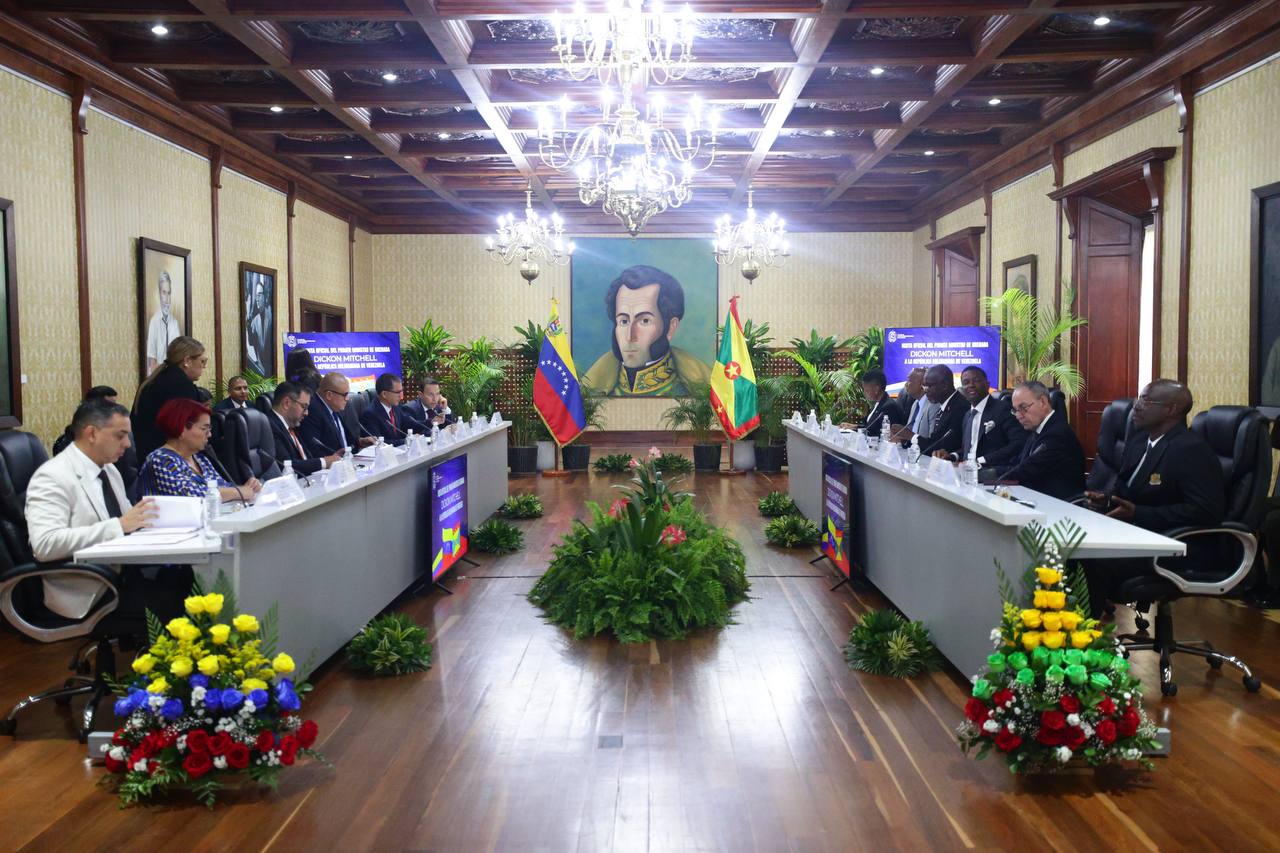 Primer Ministro de Grenada asegura que el ALBA-TCP es fundamental para el fortalecimiento de la región