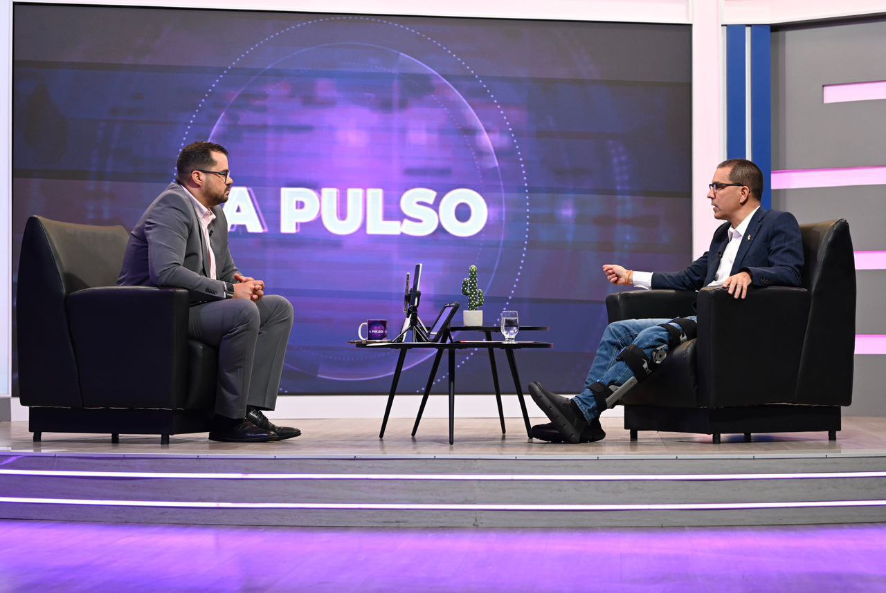 Arreaza: Estamos en un momento de consolidación y liderazgo unitario claro del presidente Maduro